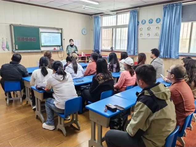 一禾龍?jiān)春變簣@3月份教學(xué)成果展示及家長(zhǎng)會(huì)活動(dòng)